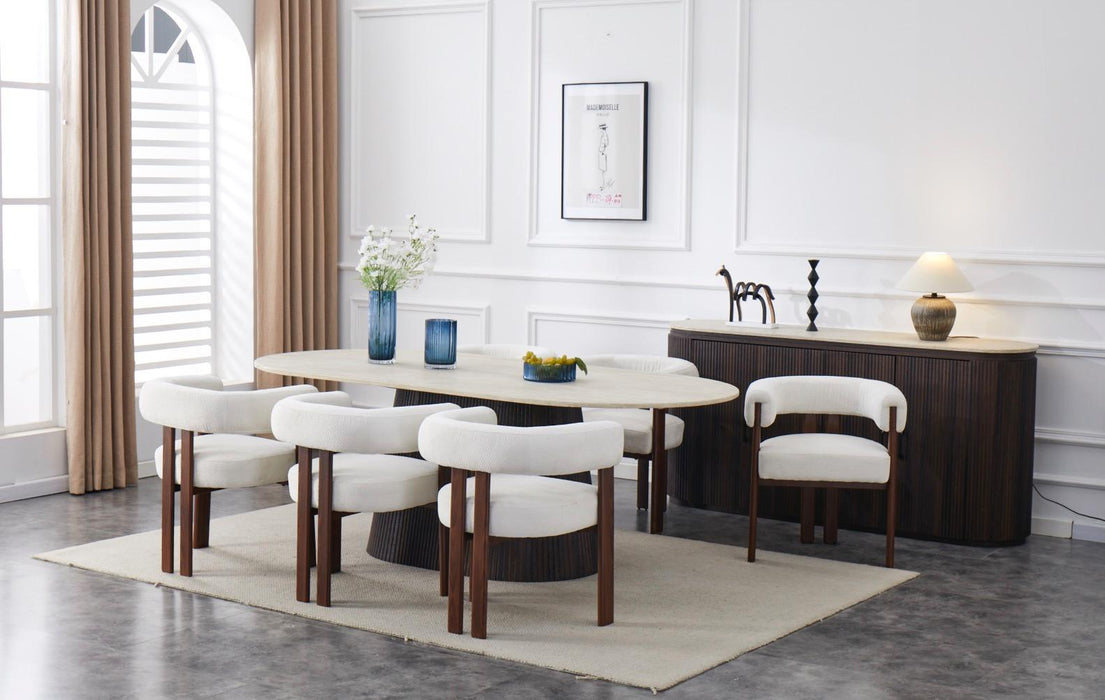 Japandi Eetkamerstoel PARTHE Bouclé Crème Walnoot